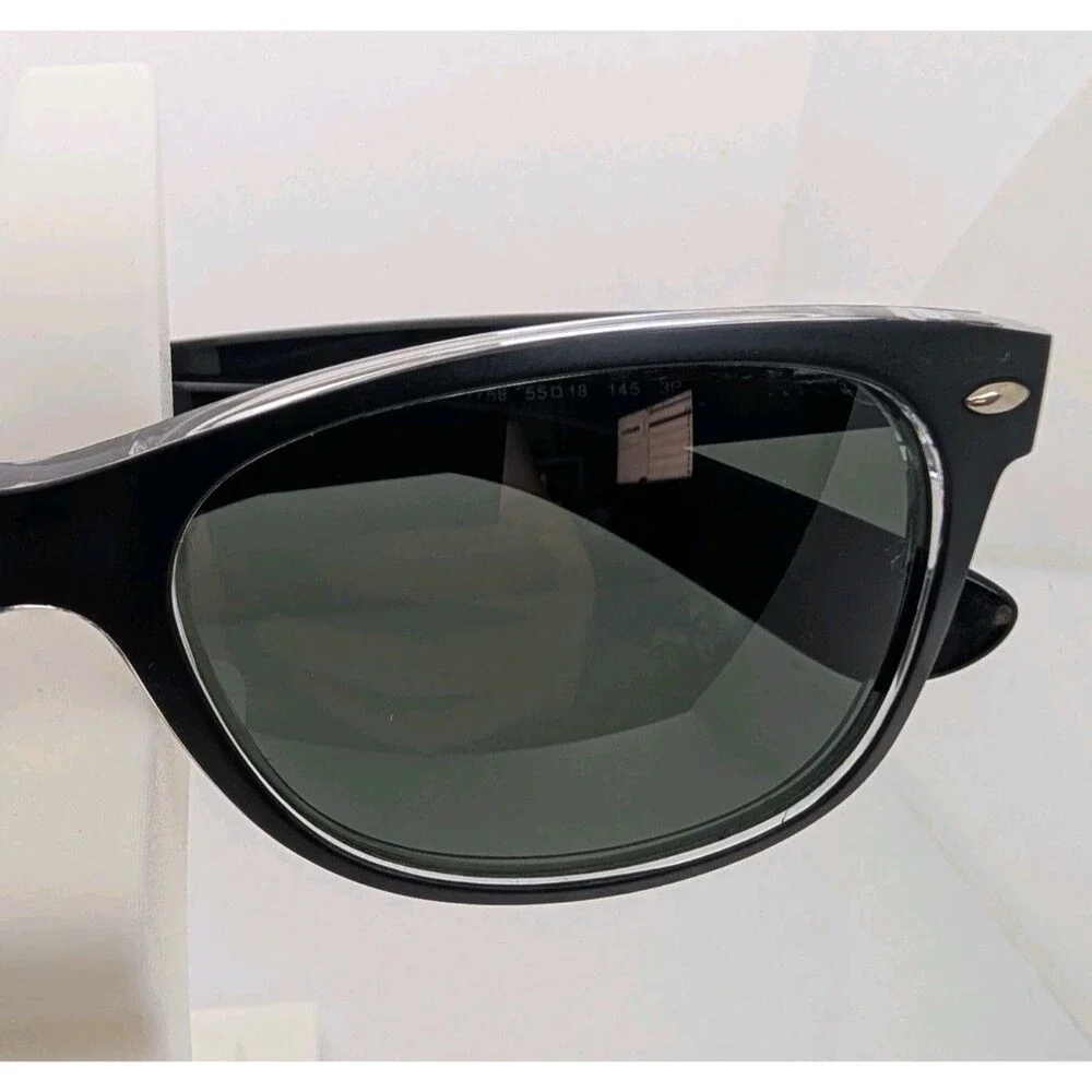 Ray-Ban RB2132 New Wayfarer Polarized Sunglasses RB 2132 6052/58 Black Gray 55mm